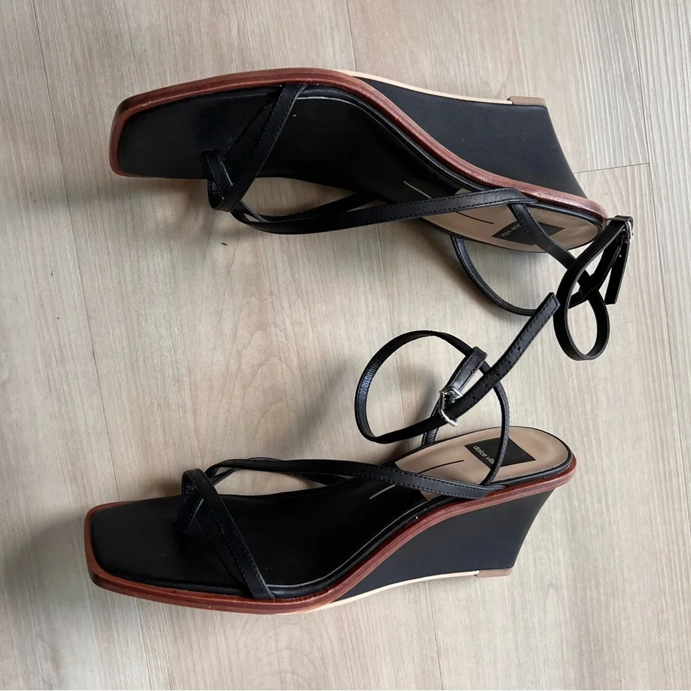 NWOT Dolce Vita Gemini Wedge - Picture 2 of 7